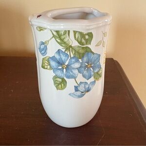 Lenox Toothbrush Holder Blue Floral Garden